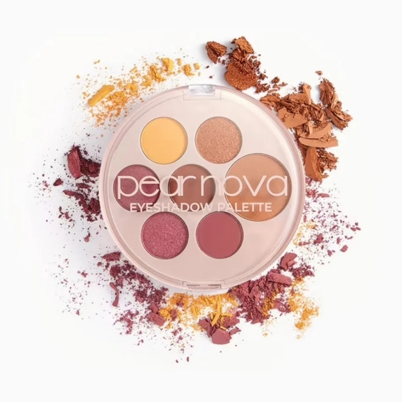 Pear Nova Pressed Powder Eyeshadow Palette - Picture 1 of 4